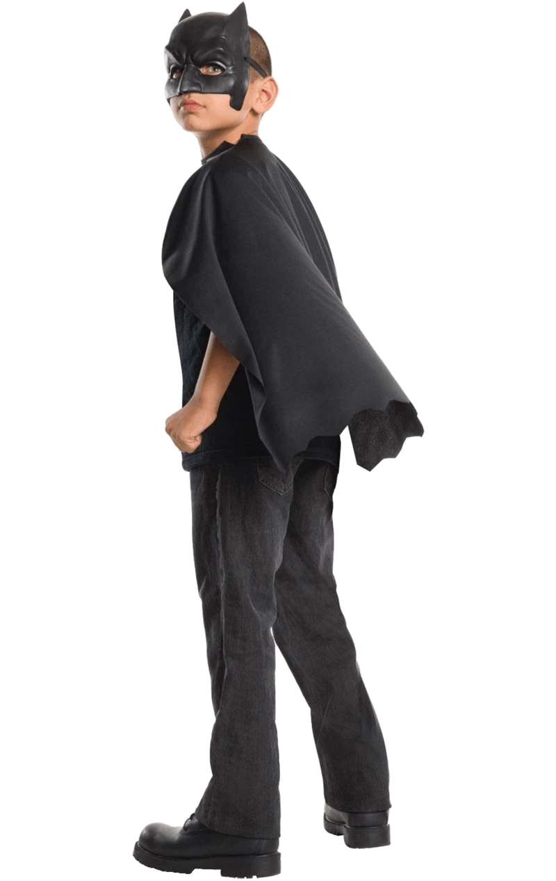 Batman Facepiece & Cape - Child 1 Batman Facepiece & Cape - Child