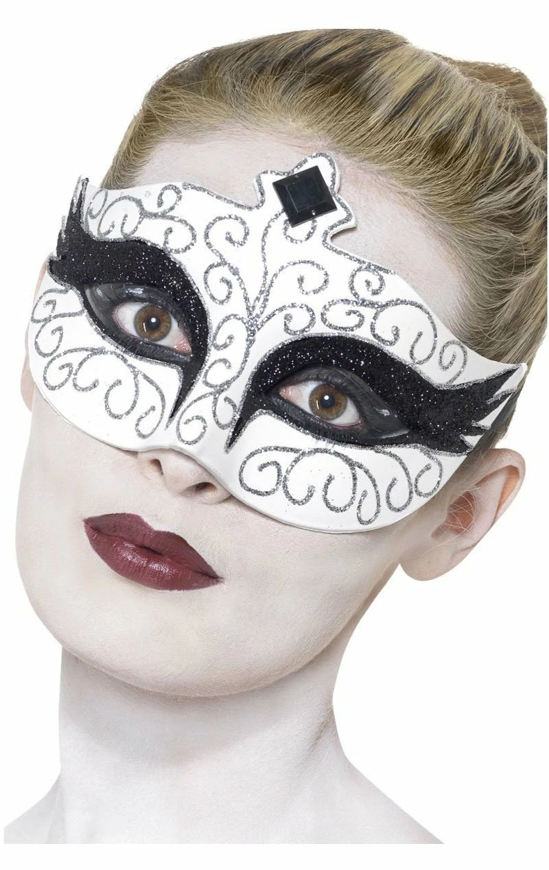 Smiffys Black Swan Facepiece 1 Smiffys Black Swan Facepiece